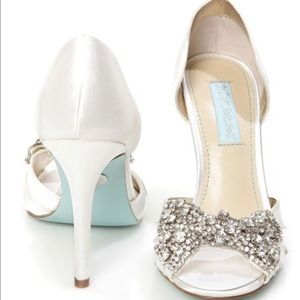 Brand New - Betsey Johnson Ivory Satin Heels - 7.5